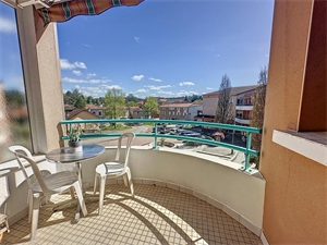 appartement à la vente -   69970  CHAPONNAY, surface 158 m2 vente appartement - APR718199